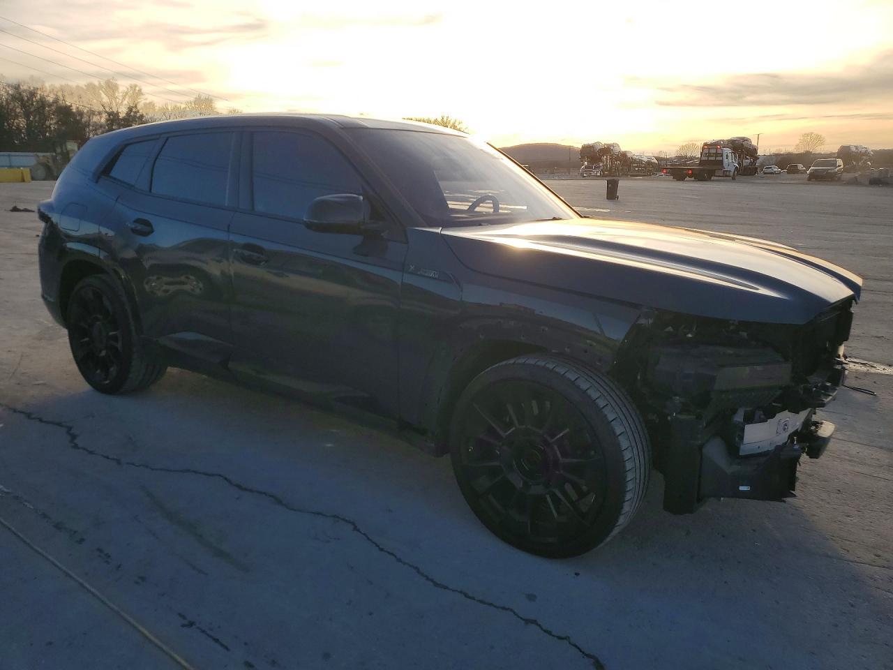 2024 BMW Xm - Фото 4