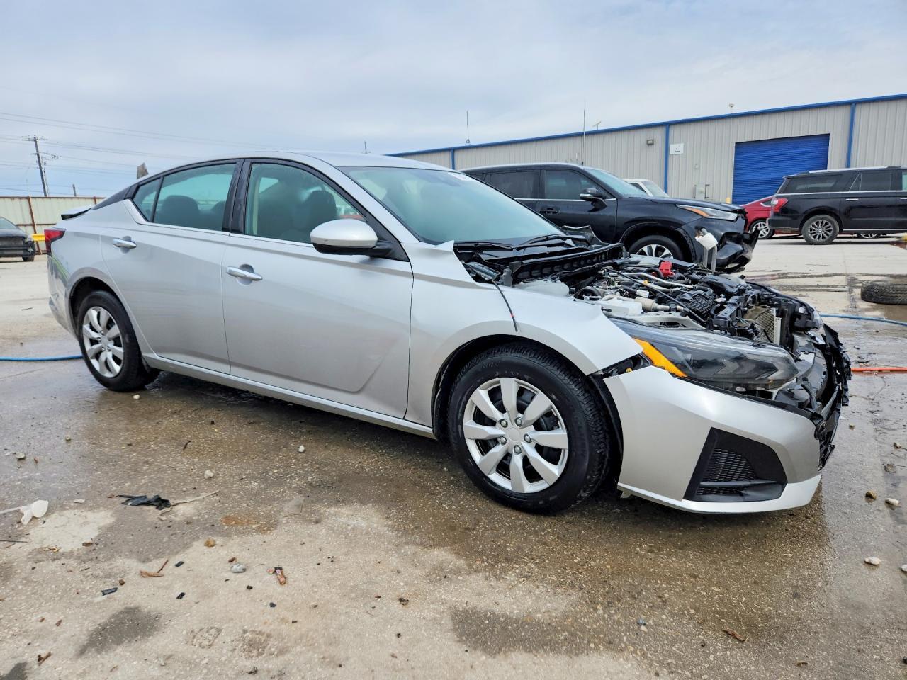 2023 Nissan Altima 2.5 S - Image 4