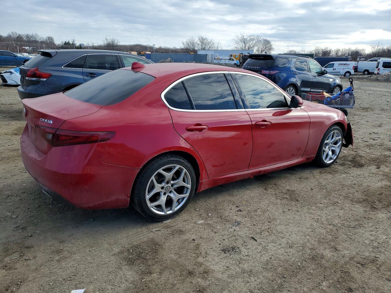 2019 Alfa Romeo Giulia Ti - Image 3