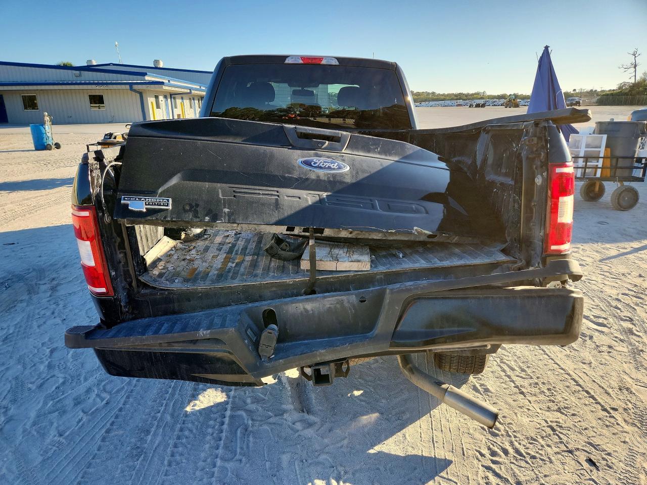 2020 Ford F150 Super Cab - Фото 6