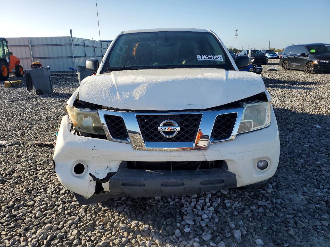 2019 Nissan Frontier Sv - Image 5
