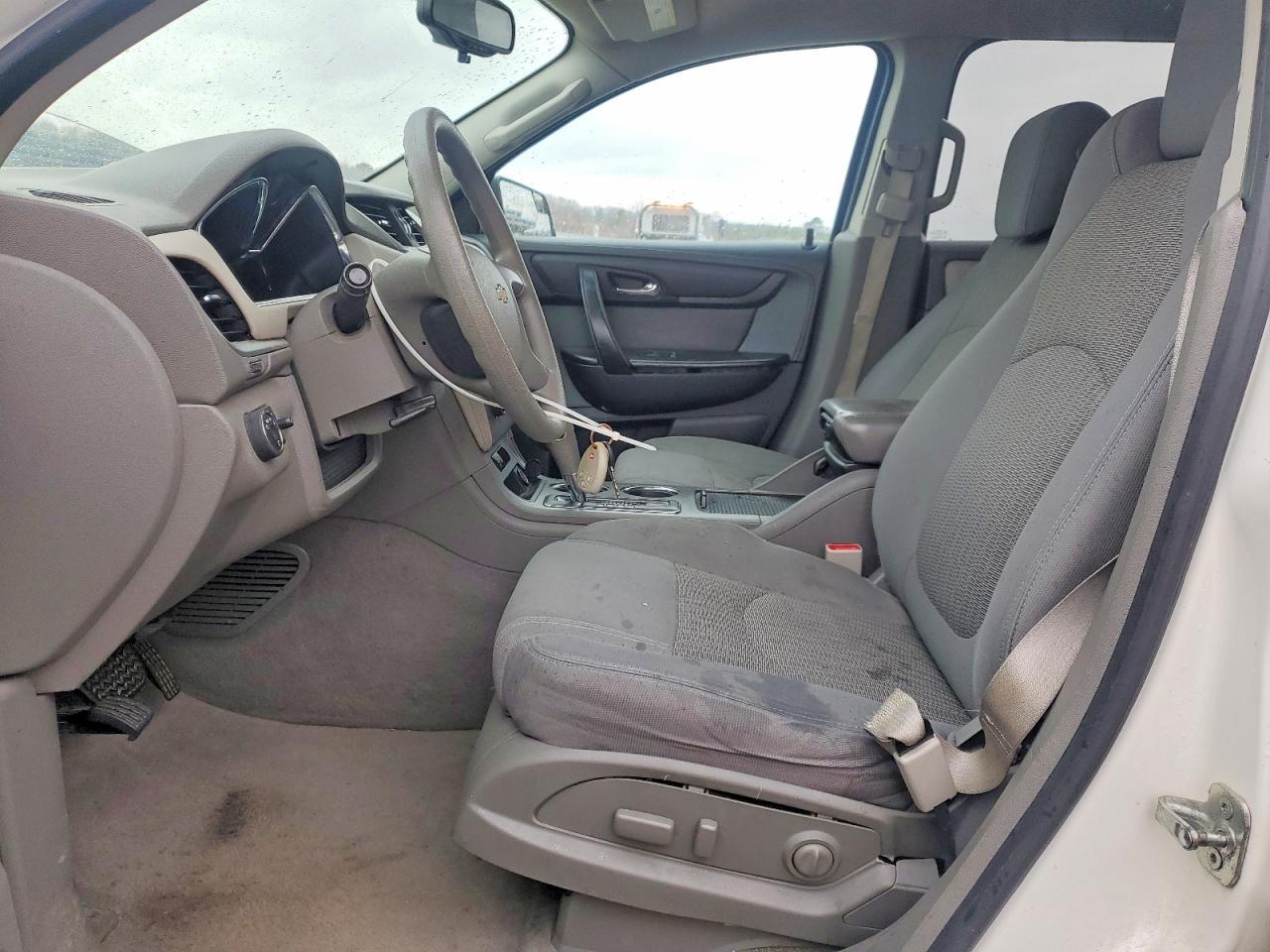 2014 Chevrolet Traverse Ls - Фото 7