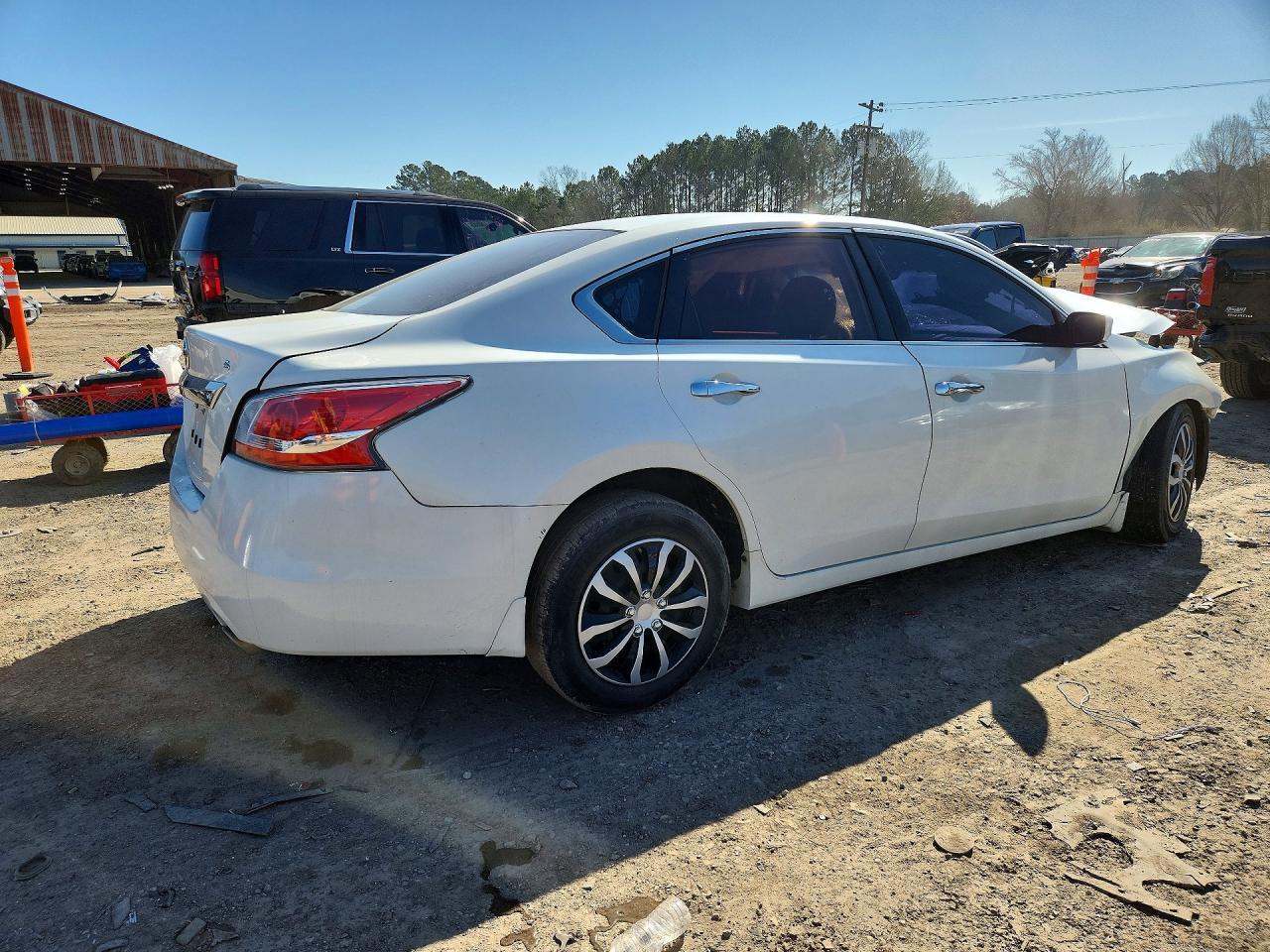 2015 Nissan Altima 2.5 - Фото 3