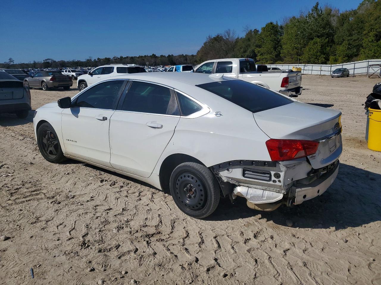 2015 Chevrolet Impala Ls - Фото 2
