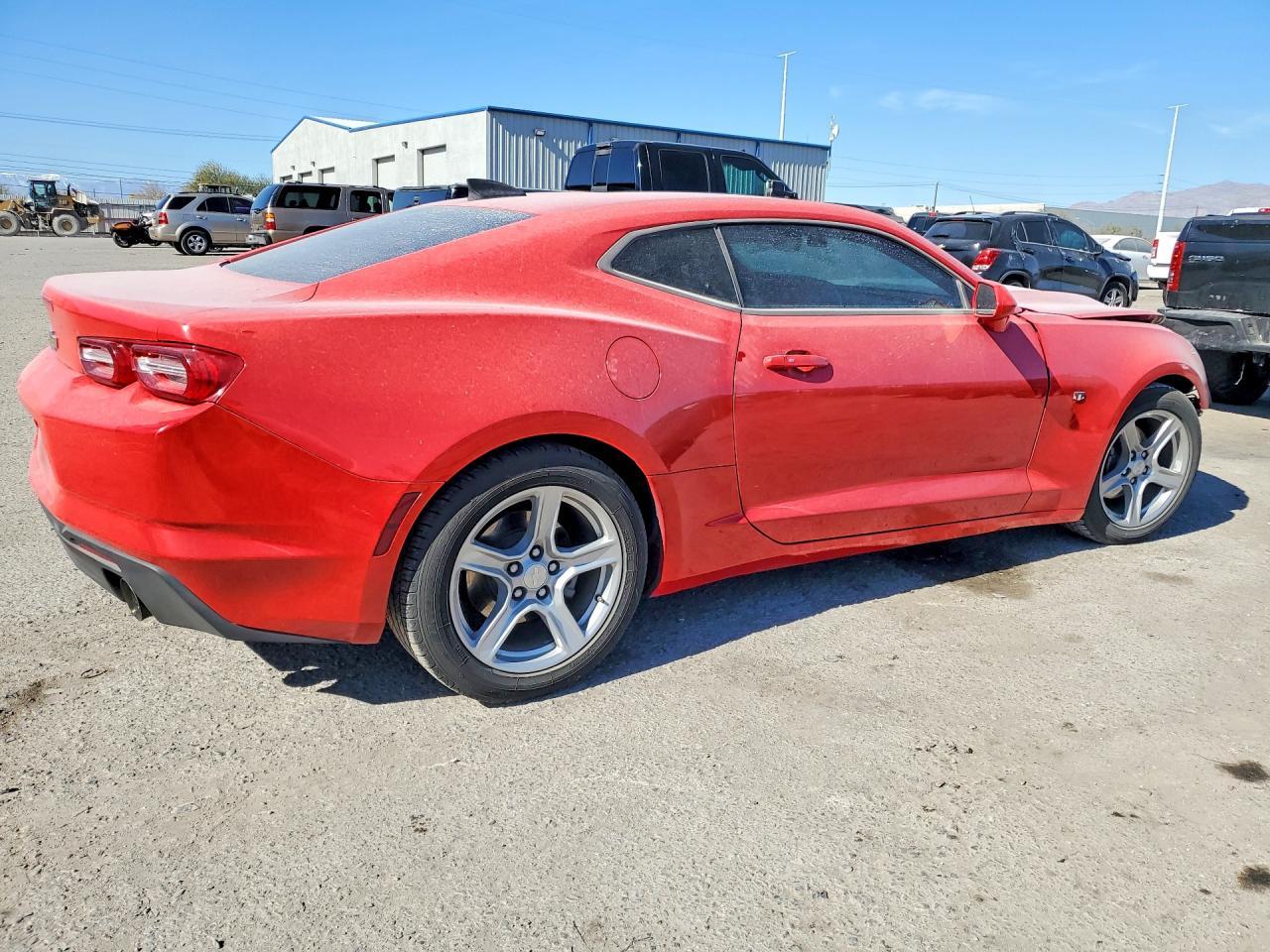 2023 Chevrolet Camaro Ls - Фото 3