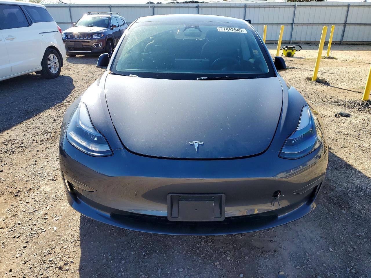2023 Tesla Model 3 - Image 5