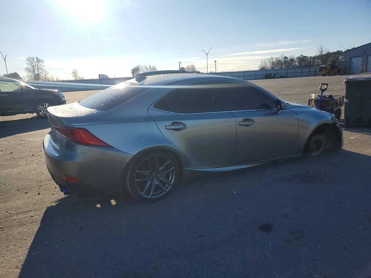2019 Lexus Is 300 - Image 3
