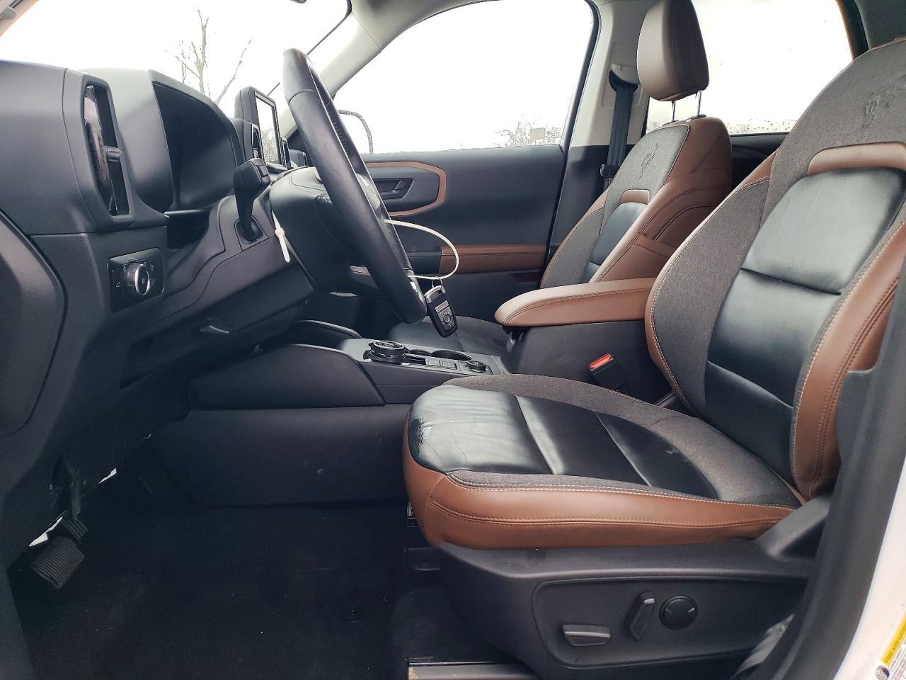 2023 Ford Bronco Sport Outer Banks - Фото 7
