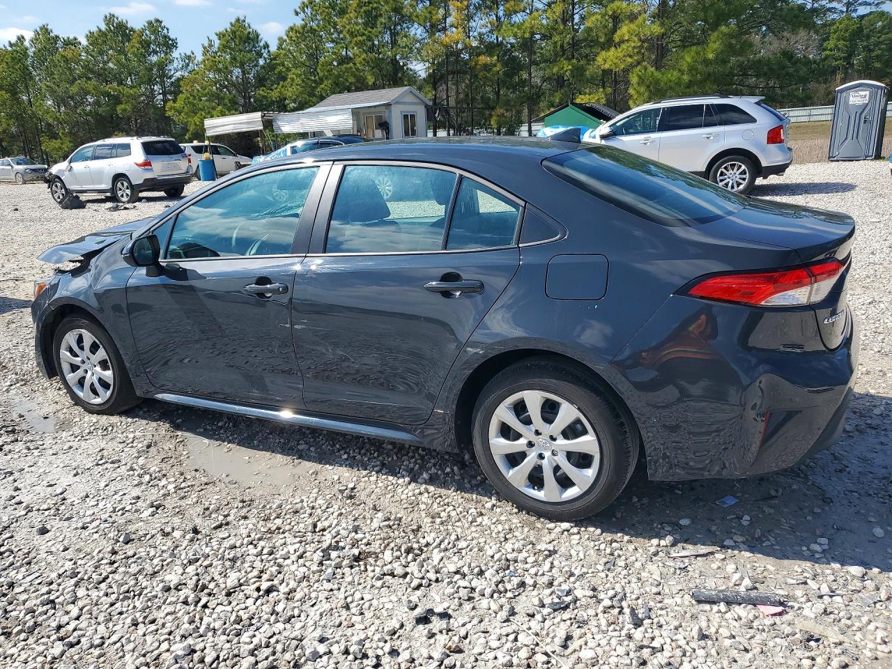 2025 Toyota Corolla Le - Image 2
