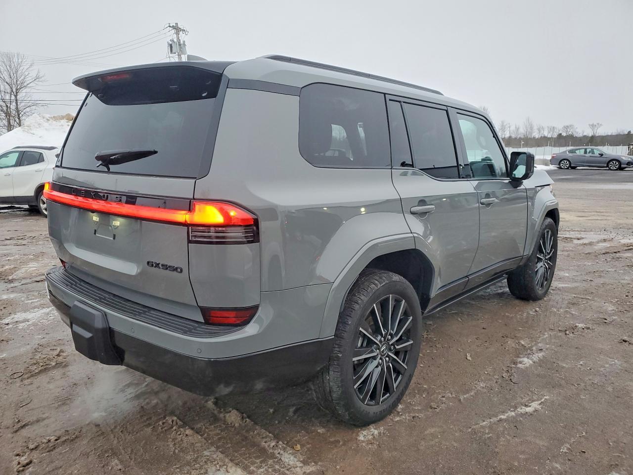 2025 Lexus Gx 550 Luxury - Image 3