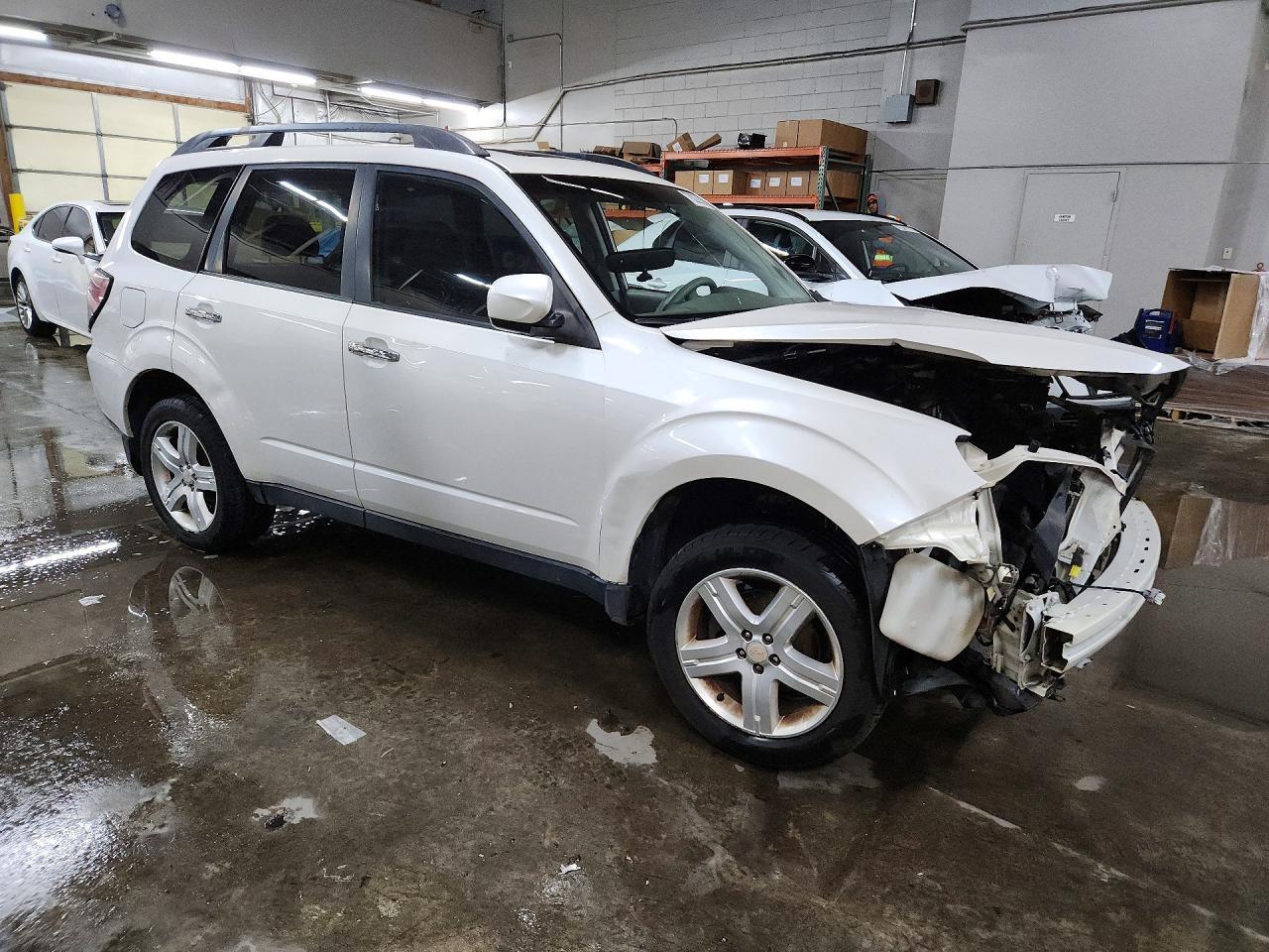 2010 Subaru Forester 2.5X Premium - Image 4
