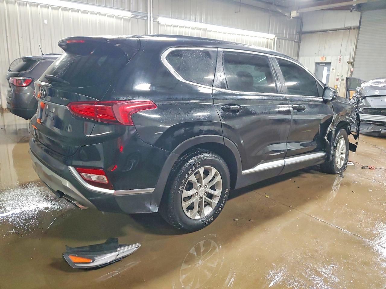 2020 Hyundai Santa Fe Se - Image 3