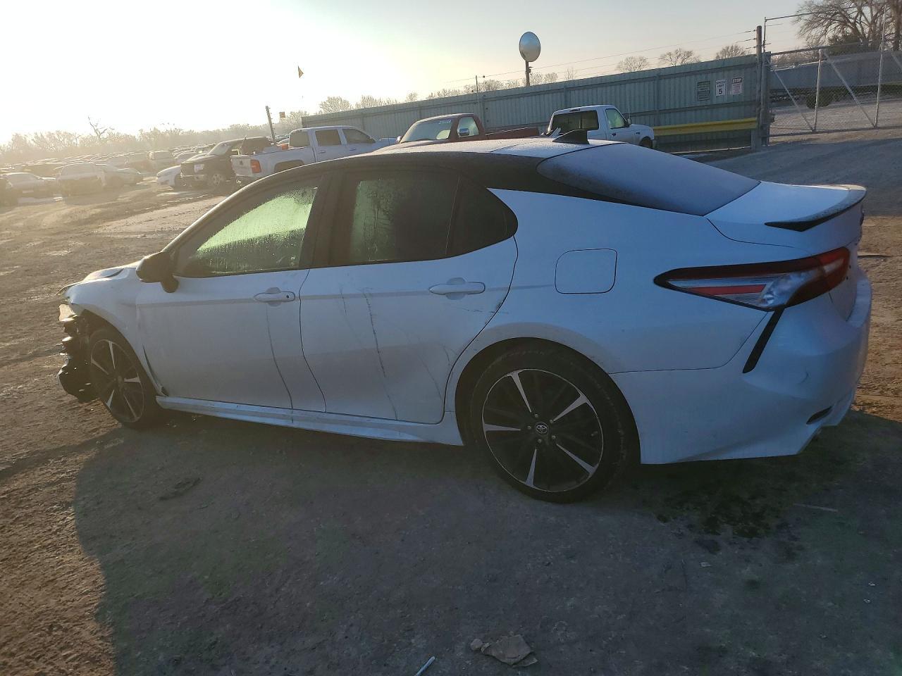 2019 Toyota Camry Xse - Image 2