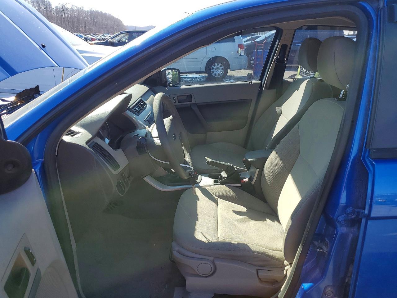 2011 Ford Focus S - Фото 7