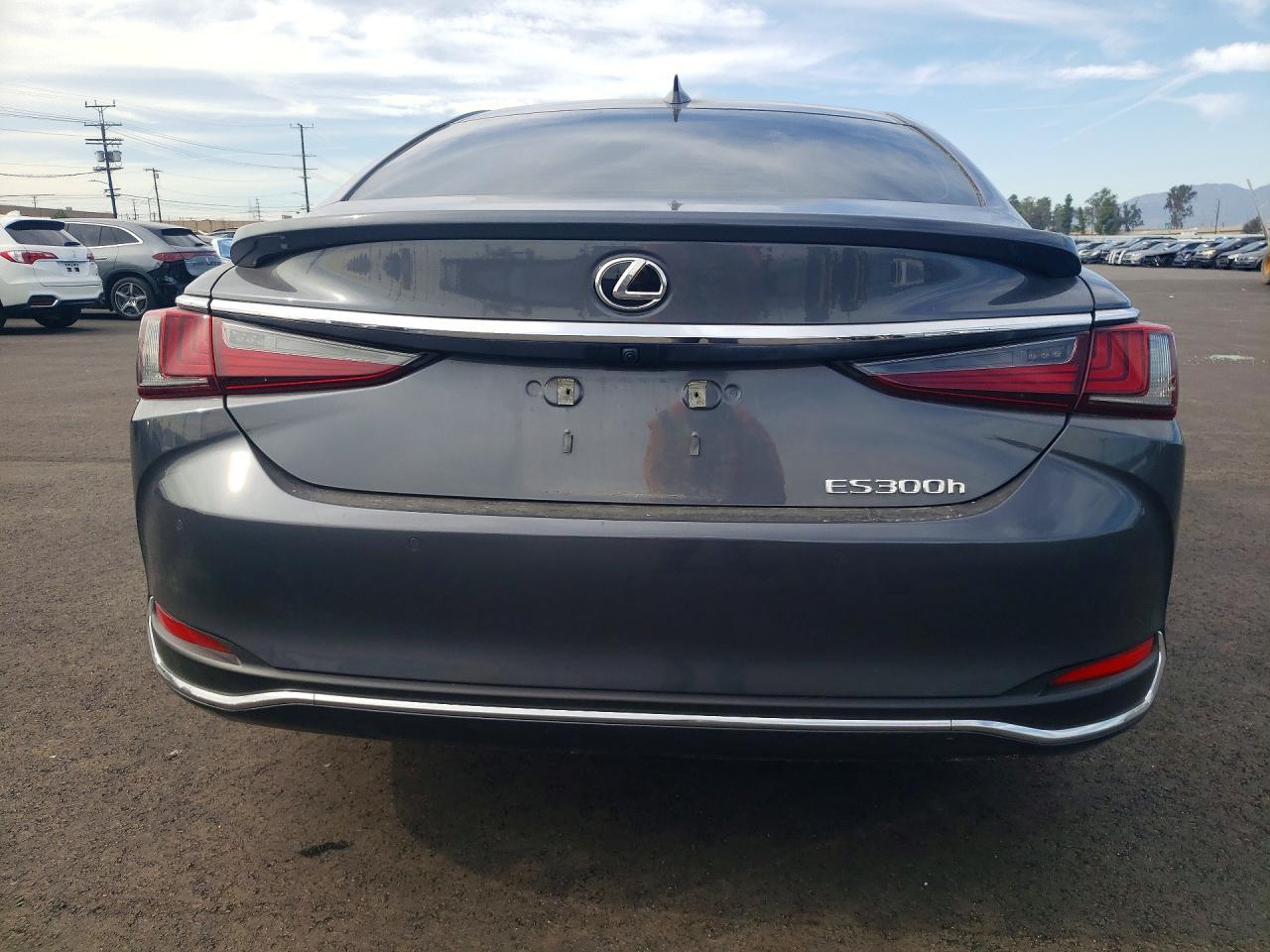 2024 Lexus 4D Gs 350 Awd - Image 6