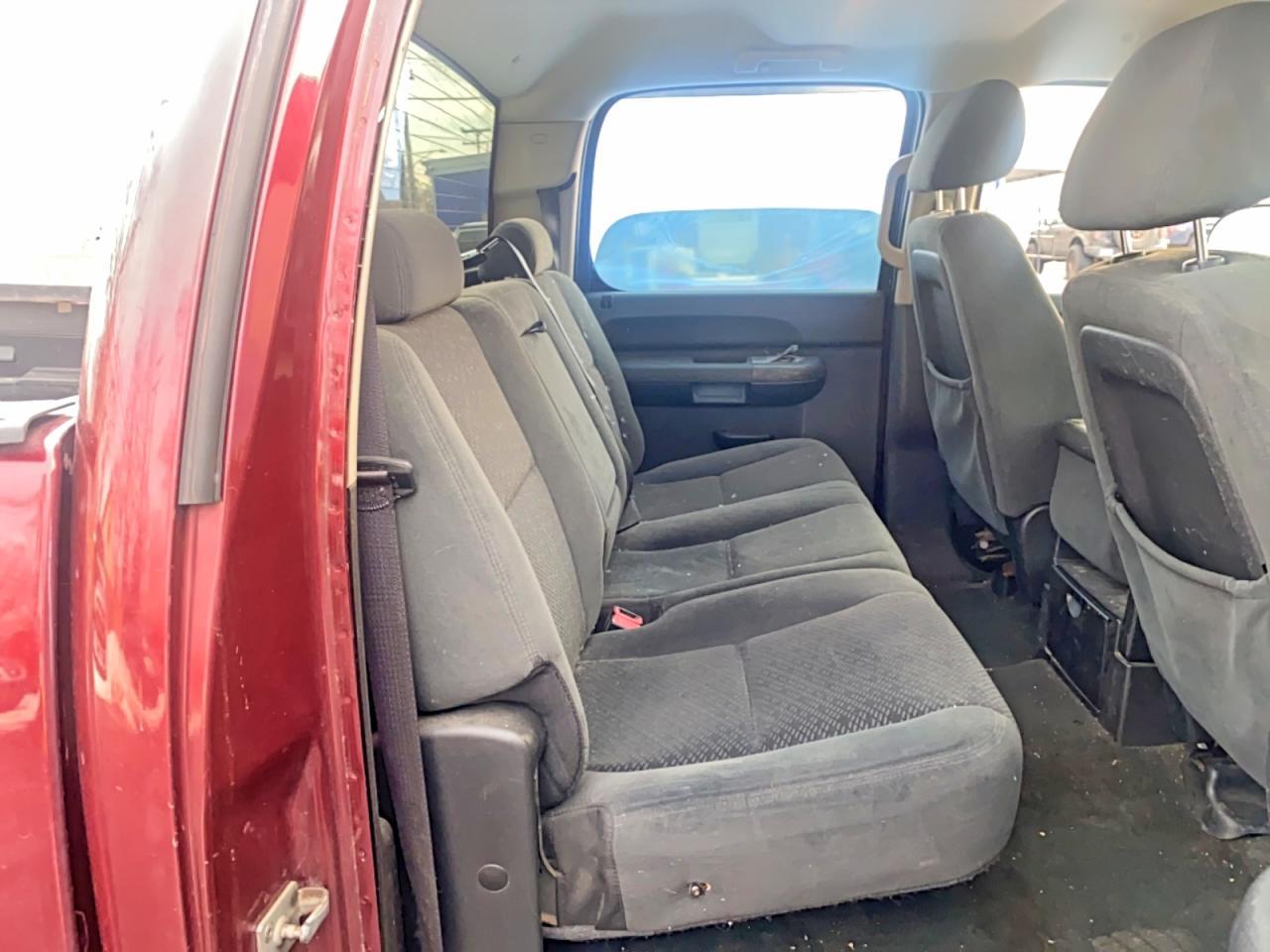 2008 GMC Sierra K1500 - Image 6