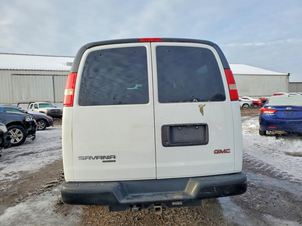 2012 GMC Savana G2500 Ls - Фото 6