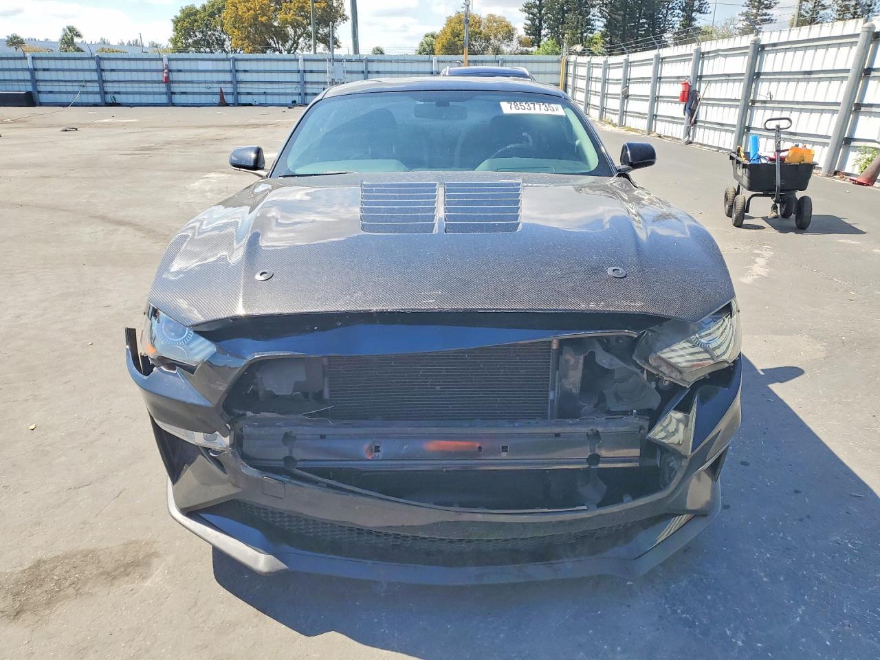 2020 Ford Mustang Gt - Фото 5