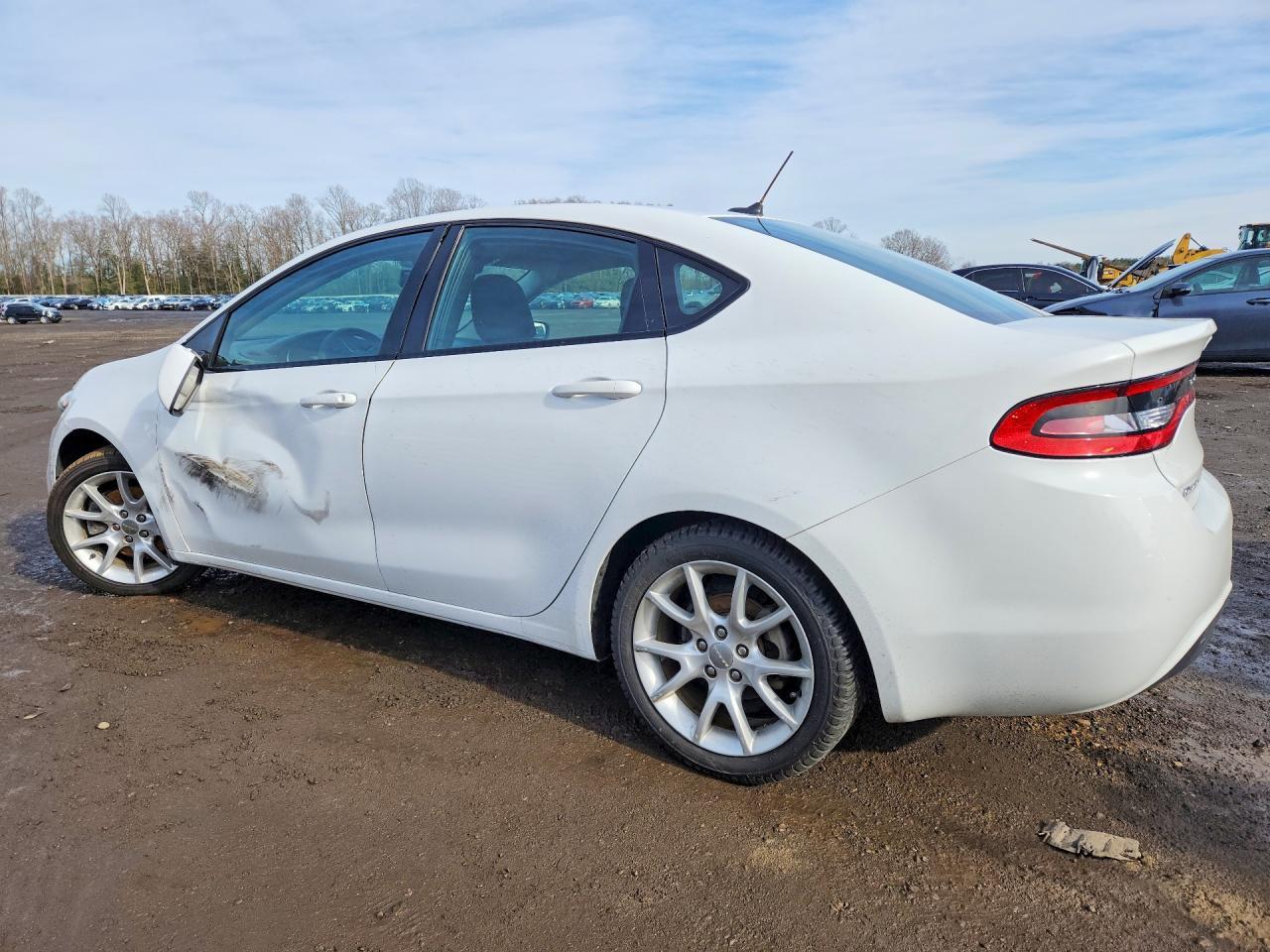 2014 Dodge Dart Sxt - Image 2