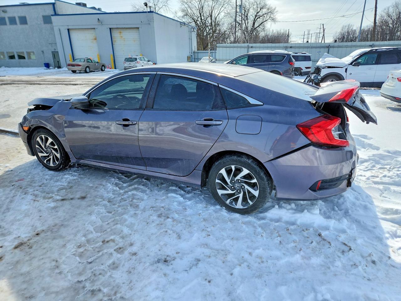 2016 Honda Civic - Фото 2