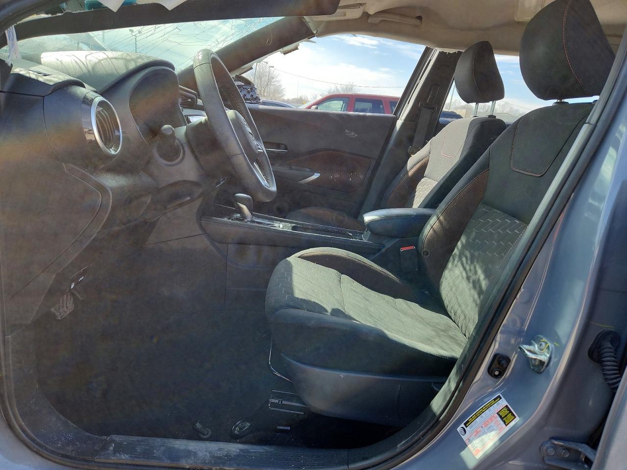2023 Nissan Kicks Sr - Image 7