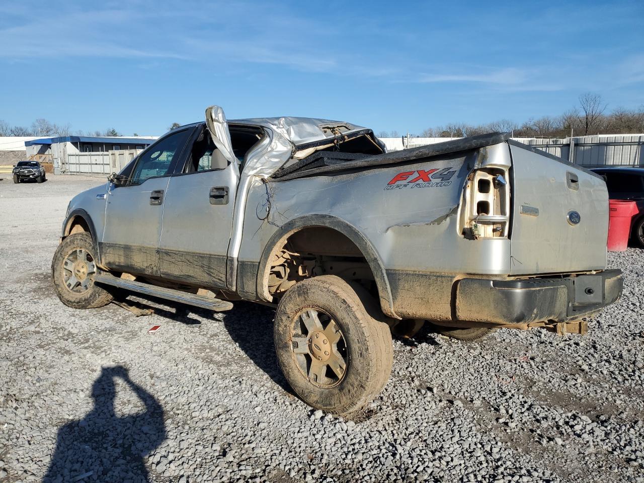 2005 Ford F150 Supercrew - Image 2