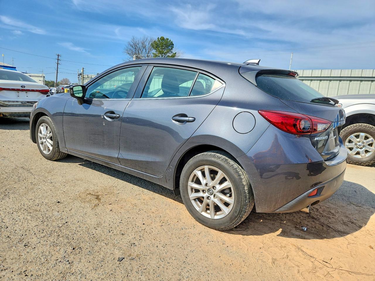 2016 Mazda 3 Grand Touring - Image 2