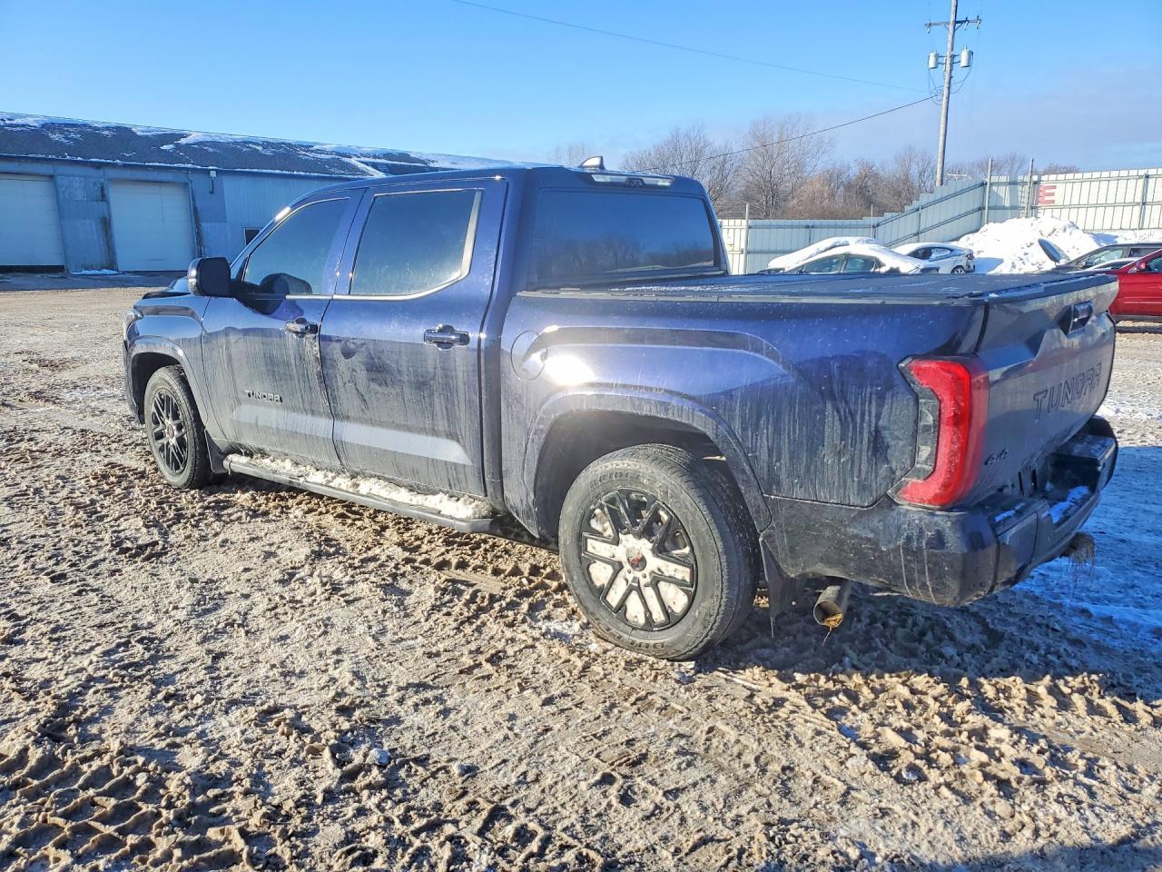 2024 Toyota Tundra Crewmax Sr - Фото 2