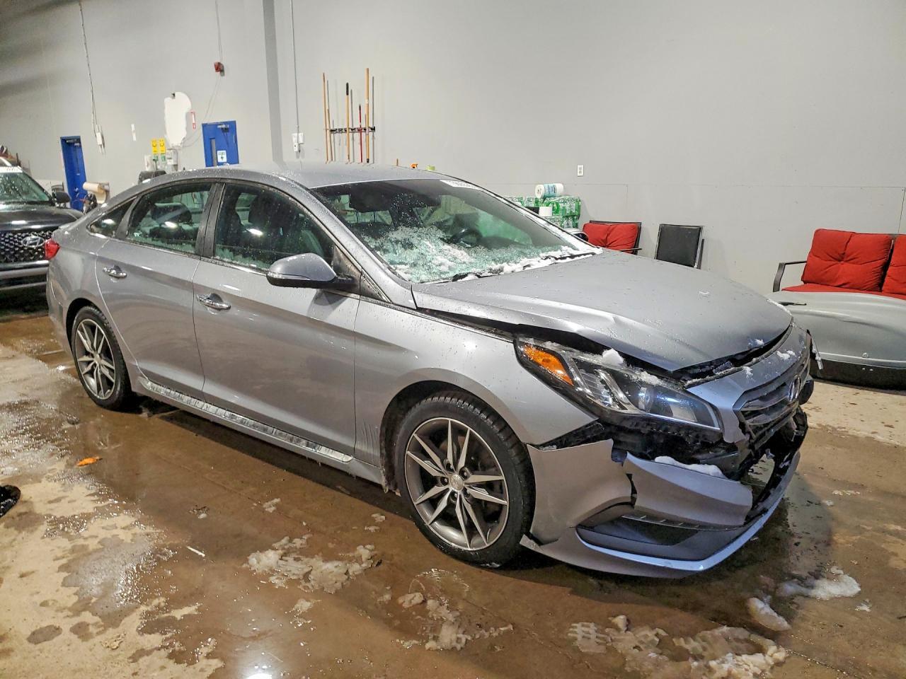 2015 Hyundai Sonata Sport - Image 4