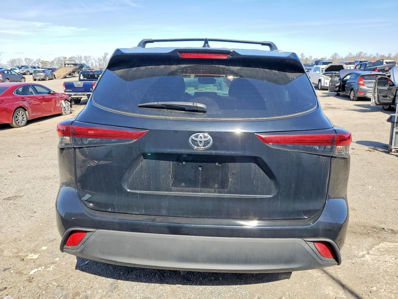 2023 Toyota Highlander Xle - Image 6