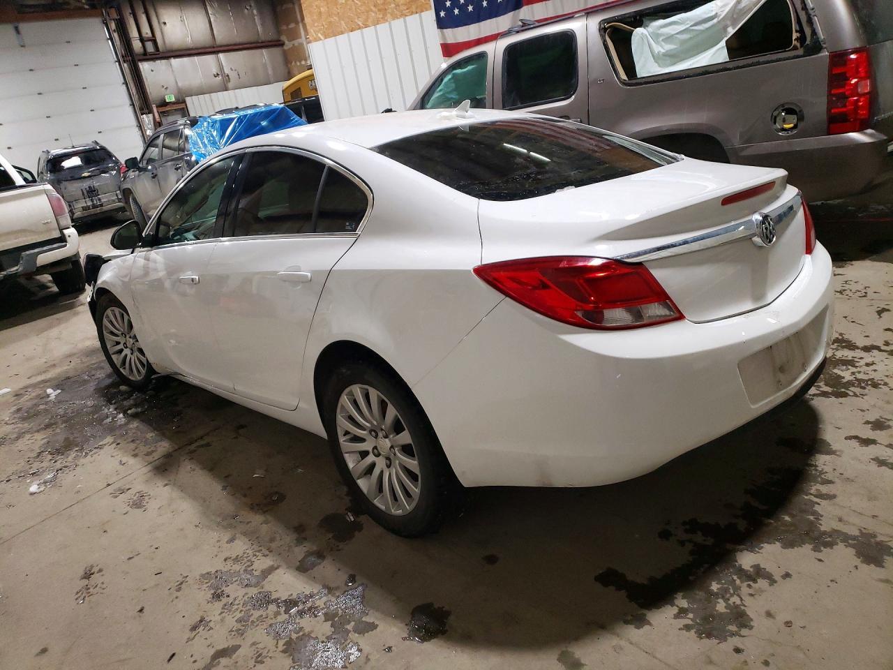 2012 Buick Regal - Фото 2