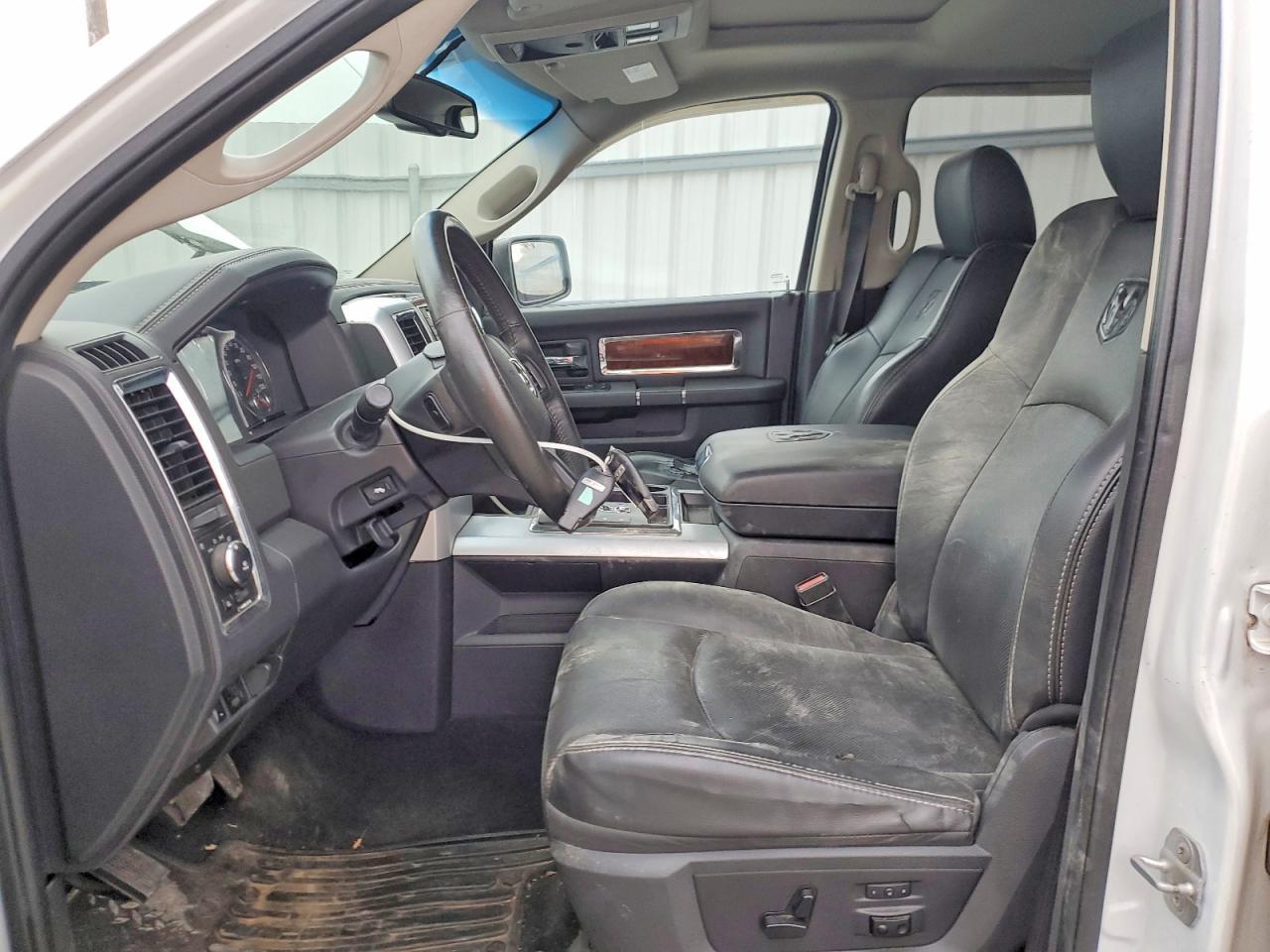 2012 Dodge Ram 1500 Laramie - Image 7