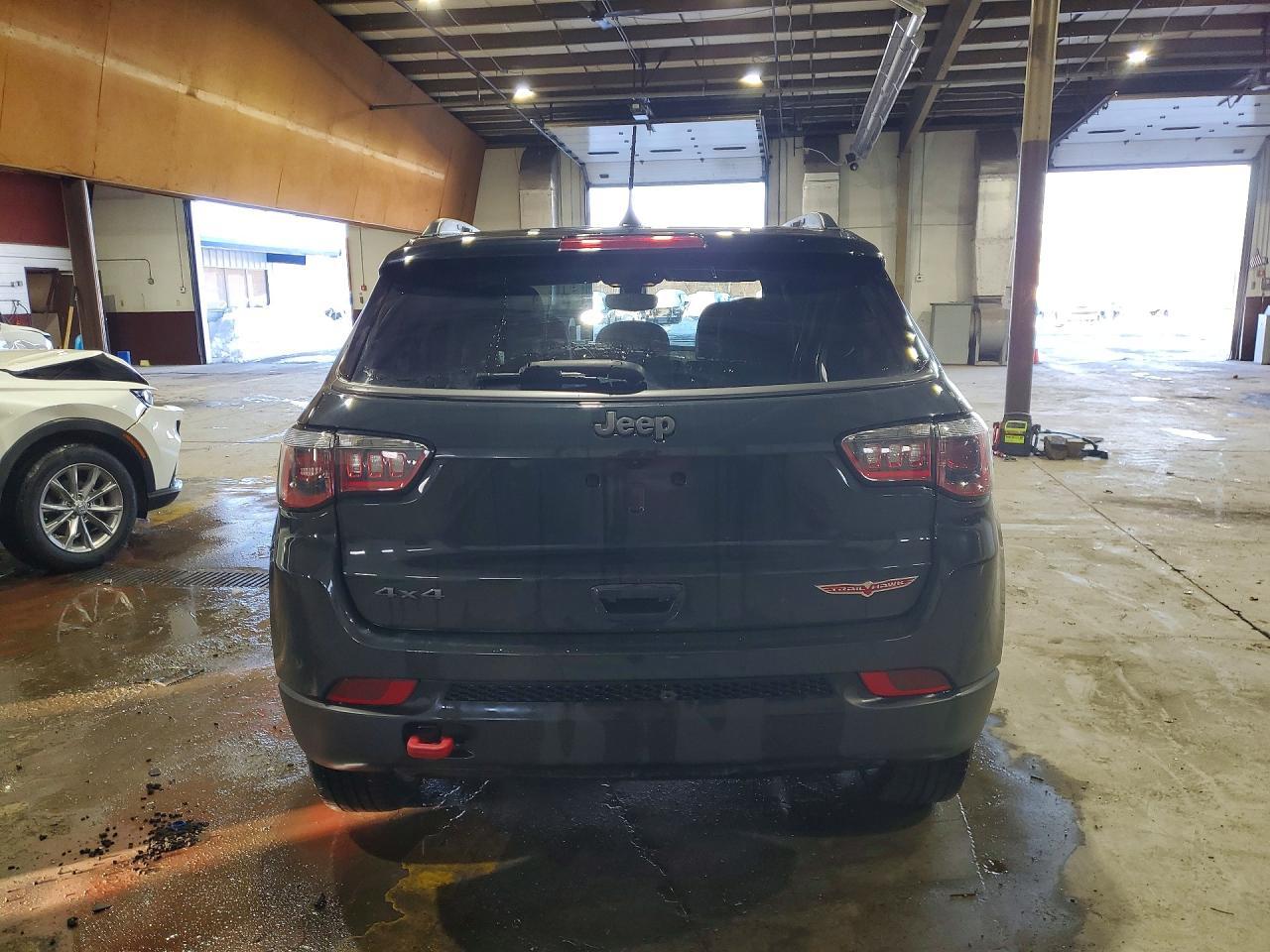 2018 Jeep Compass Trailhawk - Фото 6