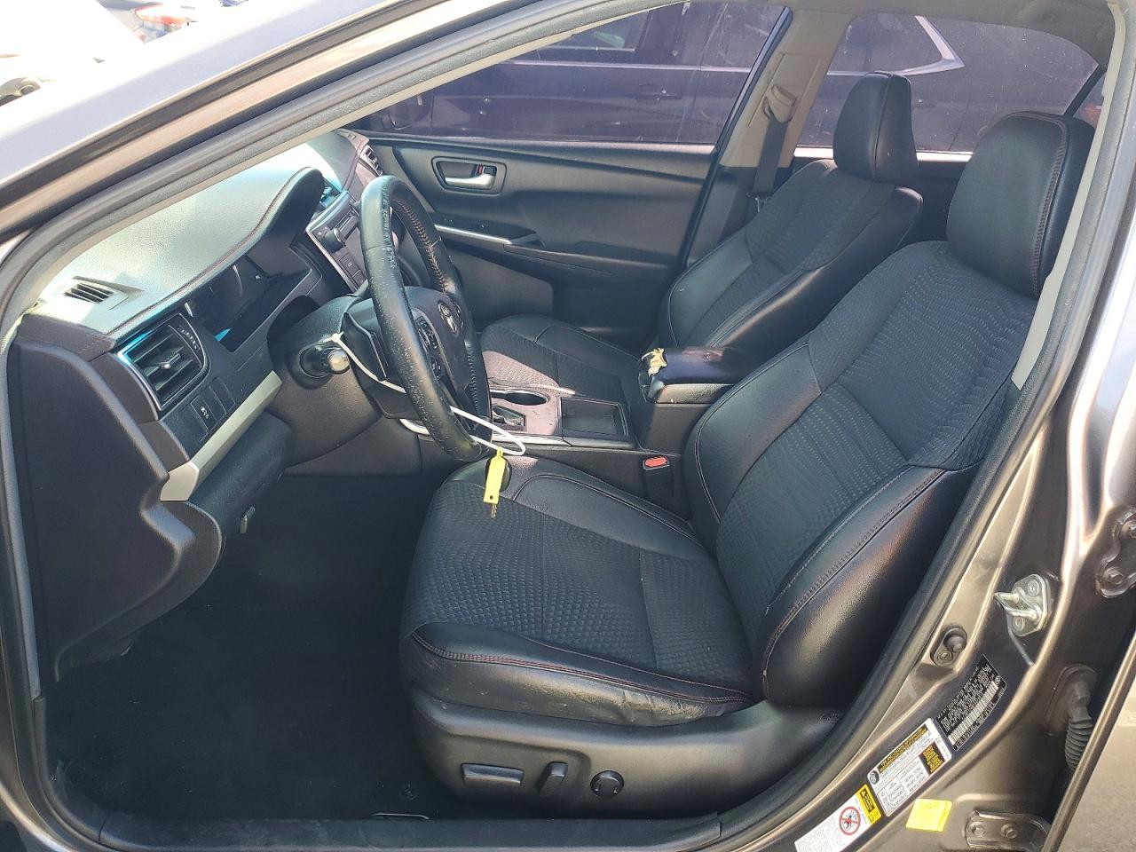 2015 Toyota Camry Hybrid Le - Фото 7