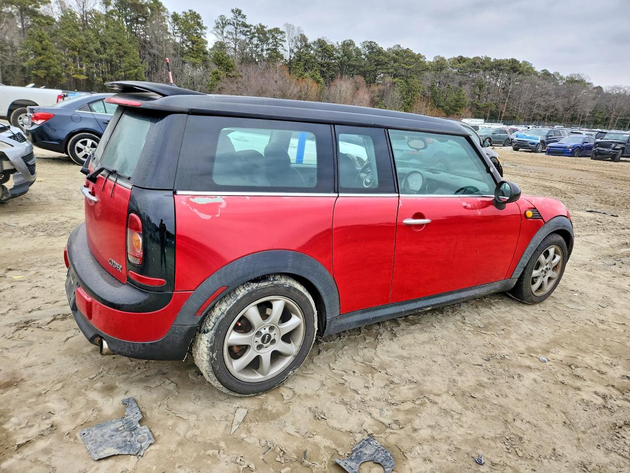 2010 Mini Cooper Clubman - Image 3