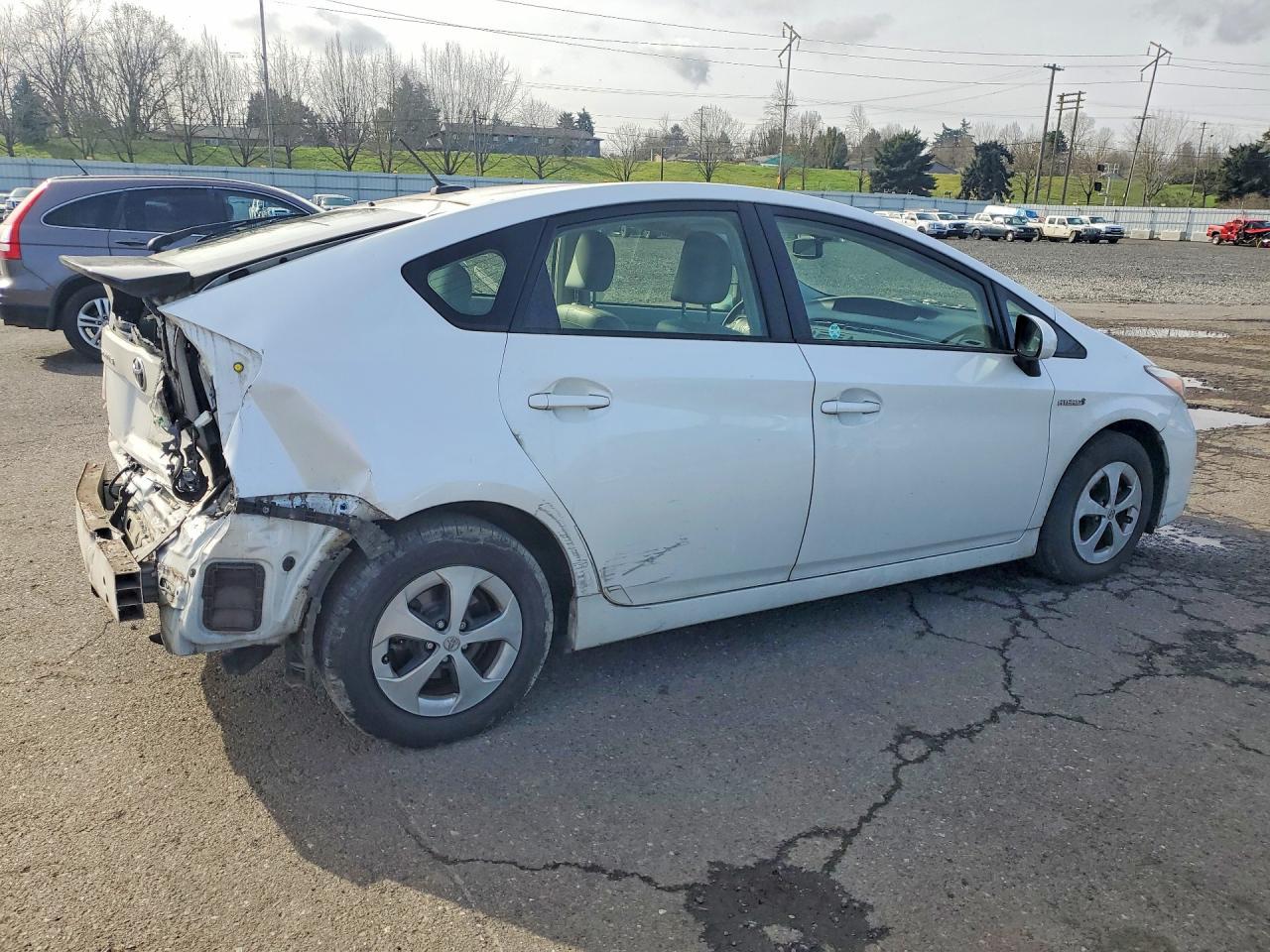 2013 Toyota Prius Base - Фото 3