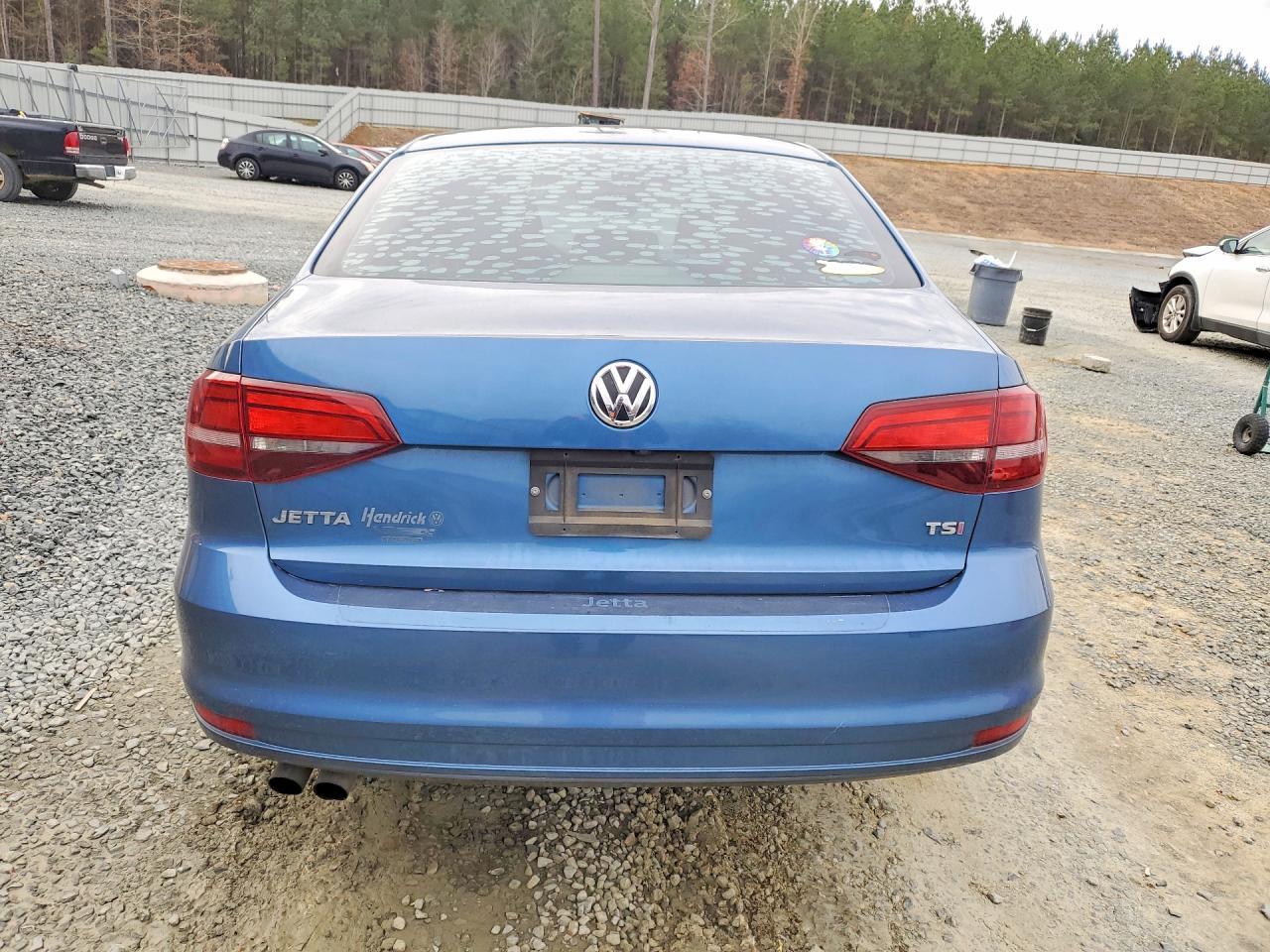 2018 Volkswagen Jetta S - Image 6