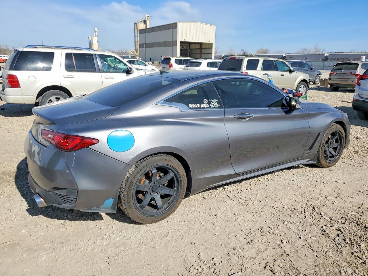 2017 Infiniti Q60 - Image 3