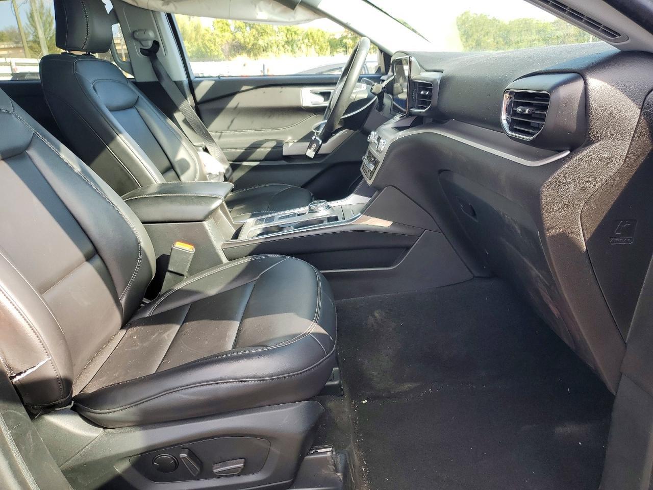 2024 Ford Explorer Xlt - Image 7