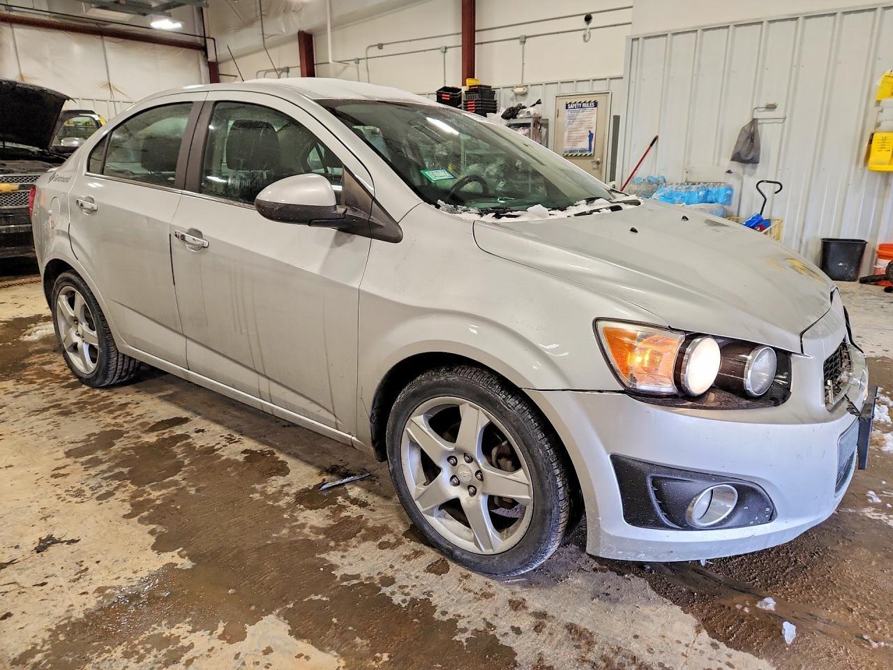 2015 Chevrolet Sonic Ltz - Фото 4
