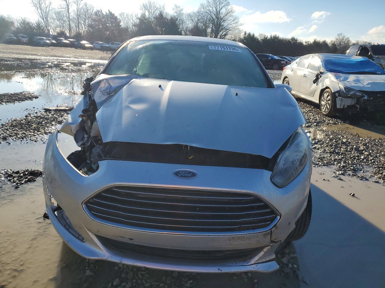 2019 Ford Fiesta Se - Image 5