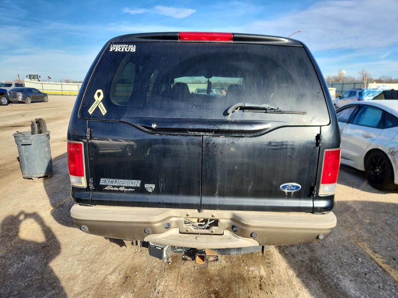 2005 Ford Excursion Eddie Bauer - Image 6