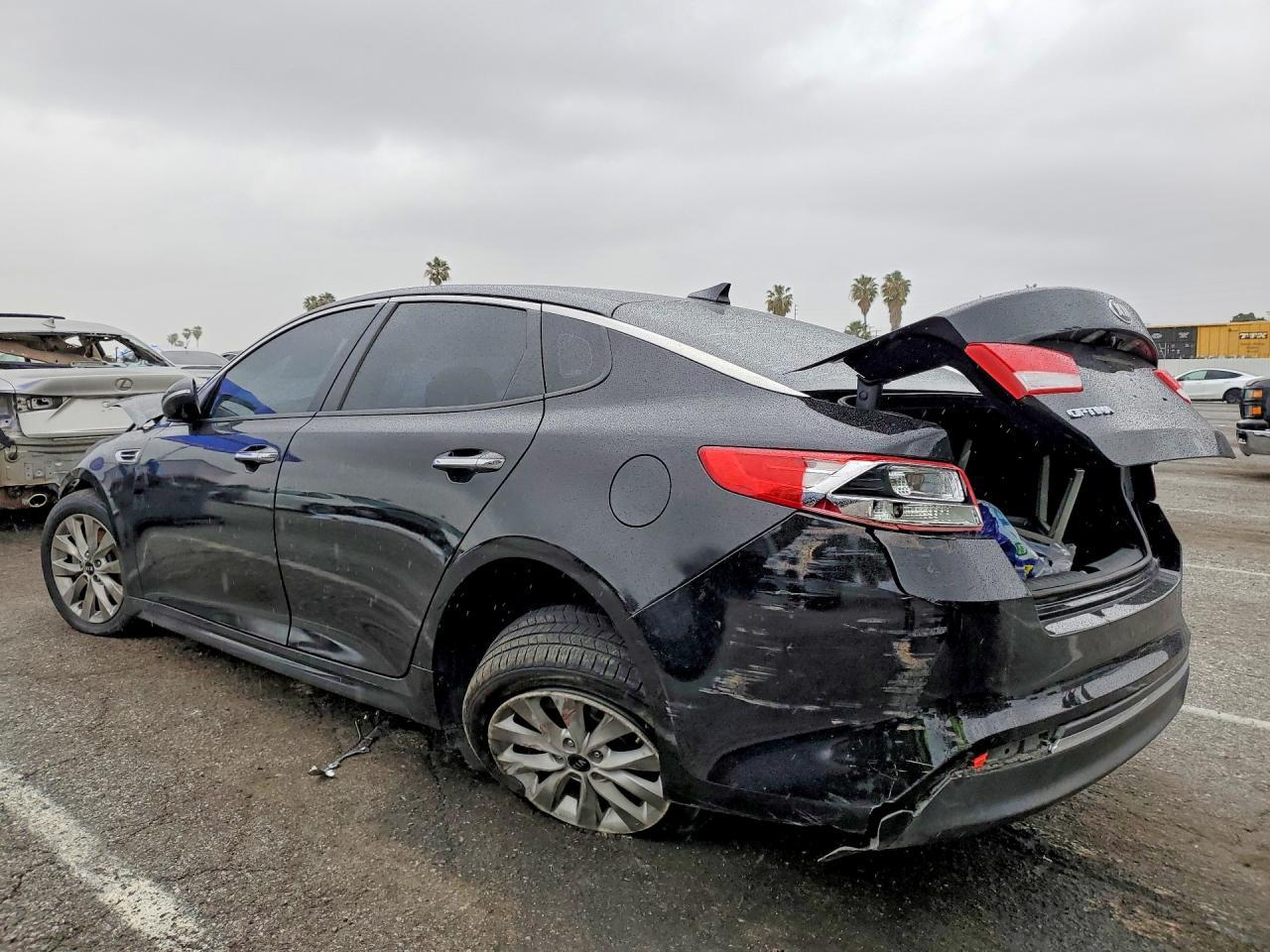 2018 Kia Optima Lx - Image 2