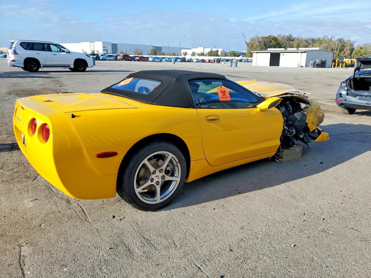 2002 Chevrolet Corvette - Фото 3