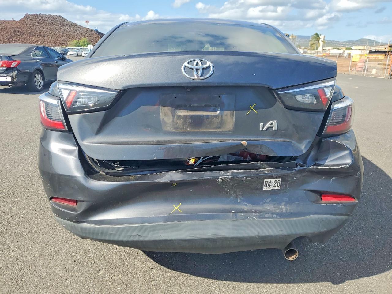 2017 Toyota Yaris Ia - Image 6