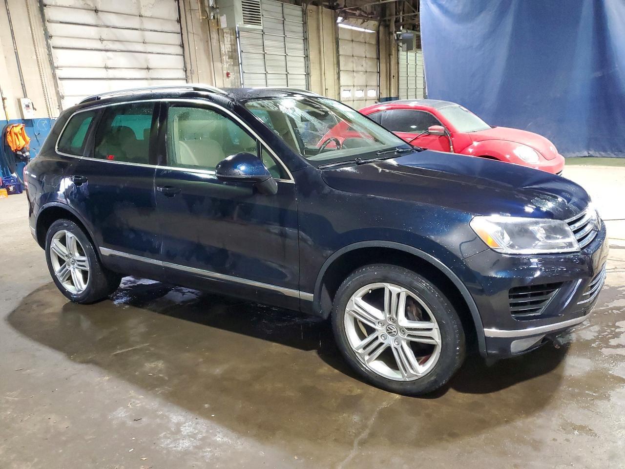 2015 Volkswagen Touareg V6 - Фото 4