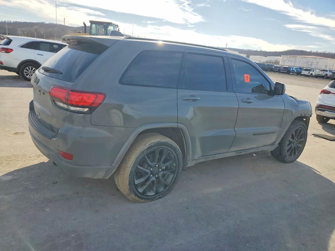 2019 Jeep Grand Cherokee Laredo - Фото 3