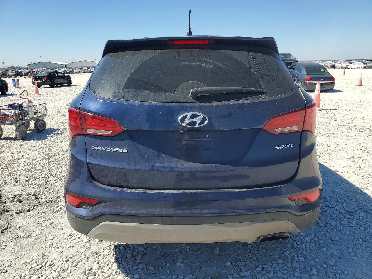 2018 Hyundai Santa Fe Sport 2.4L - Image 6