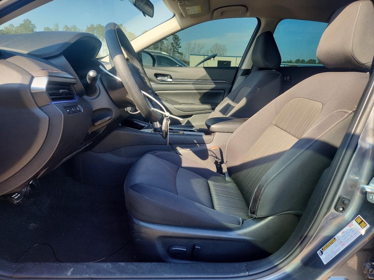 2024 Nissan Altima - Image 7