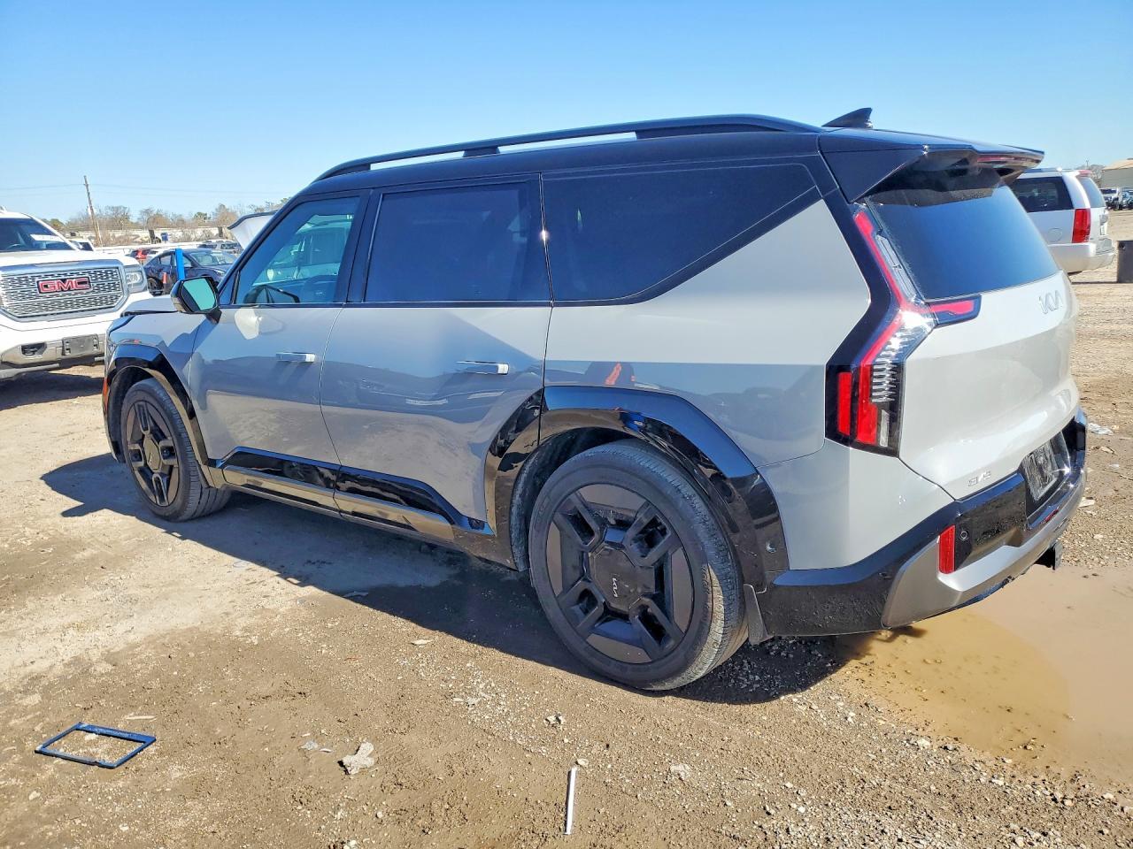 2026 Kia Ev9 Gt Line - Image 2